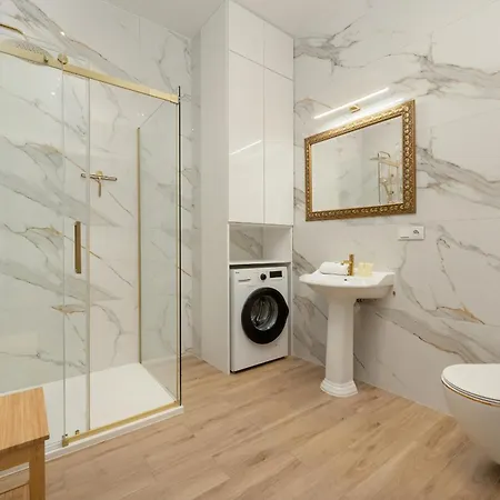 شقة Jednosci Narodowej Stylowy Apartament By Renters *
