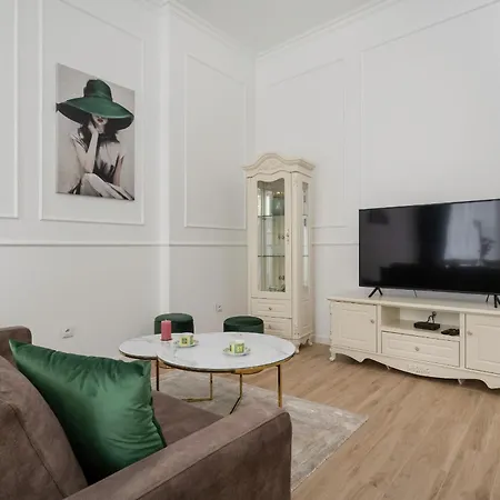 شقة Jednosci Narodowej Stylowy Apartament By Renters